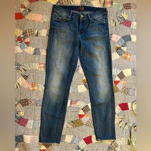 Mother Looker Ankle Fray in Wicked Games size 28